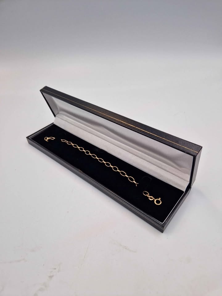 9ct Yellow Gold Fancy Link Bracelet - 8" Long - 3.58 Grams