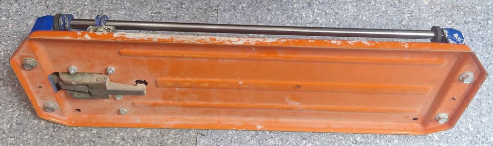 Rubi TS-40 Professional Ceramic Tile Cutter with Carrying CaseOpens