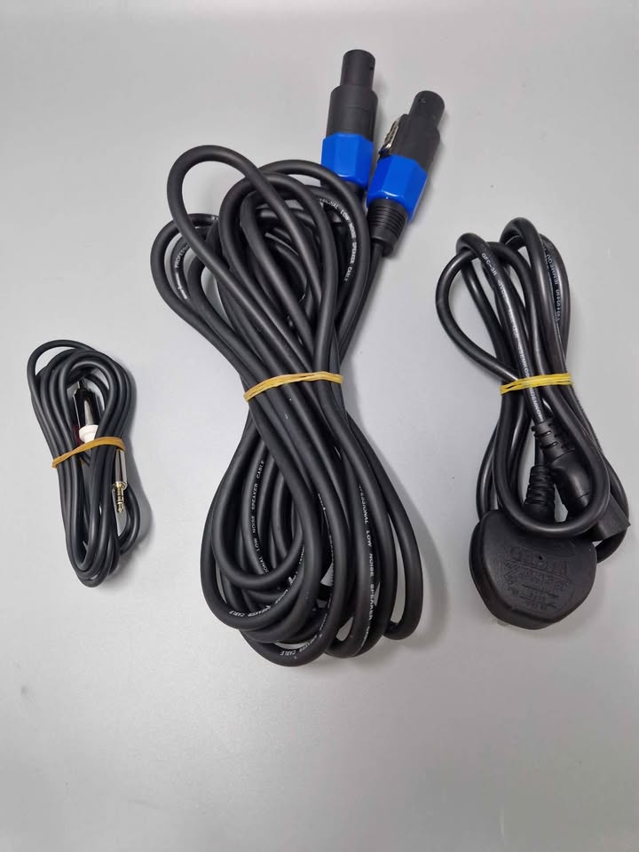 SUB-ZERO SZS-C15A PA SPEAKERS X2 WITH CABLES