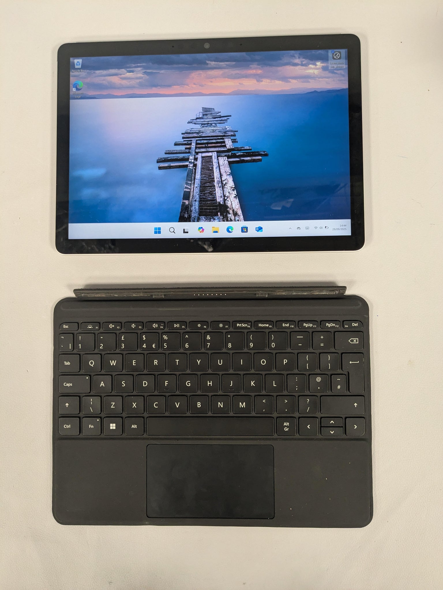 Microsoft Go 2