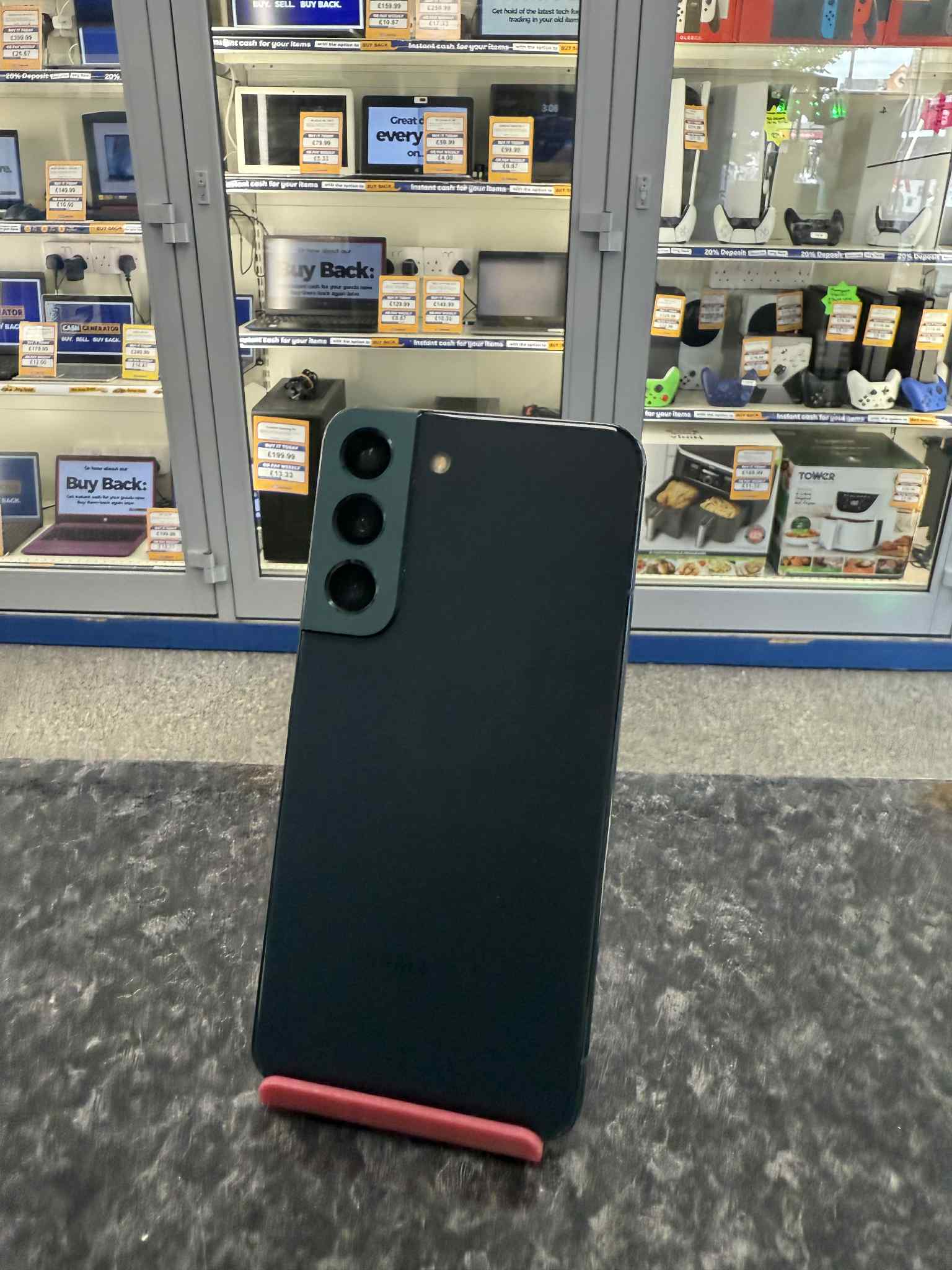 *SALE* Samsung S22 - Unlocked - 256gb - Boxed