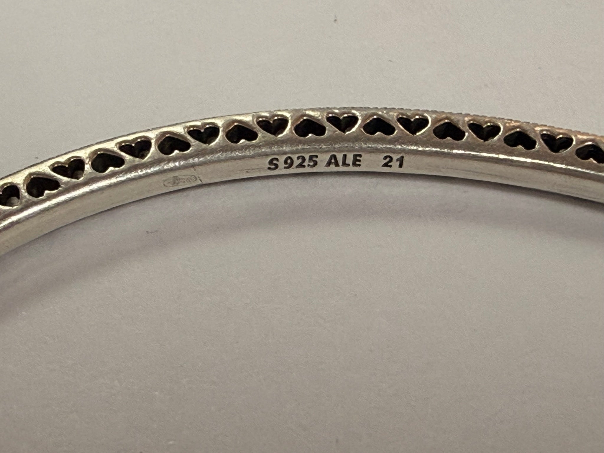 *pandora bangle