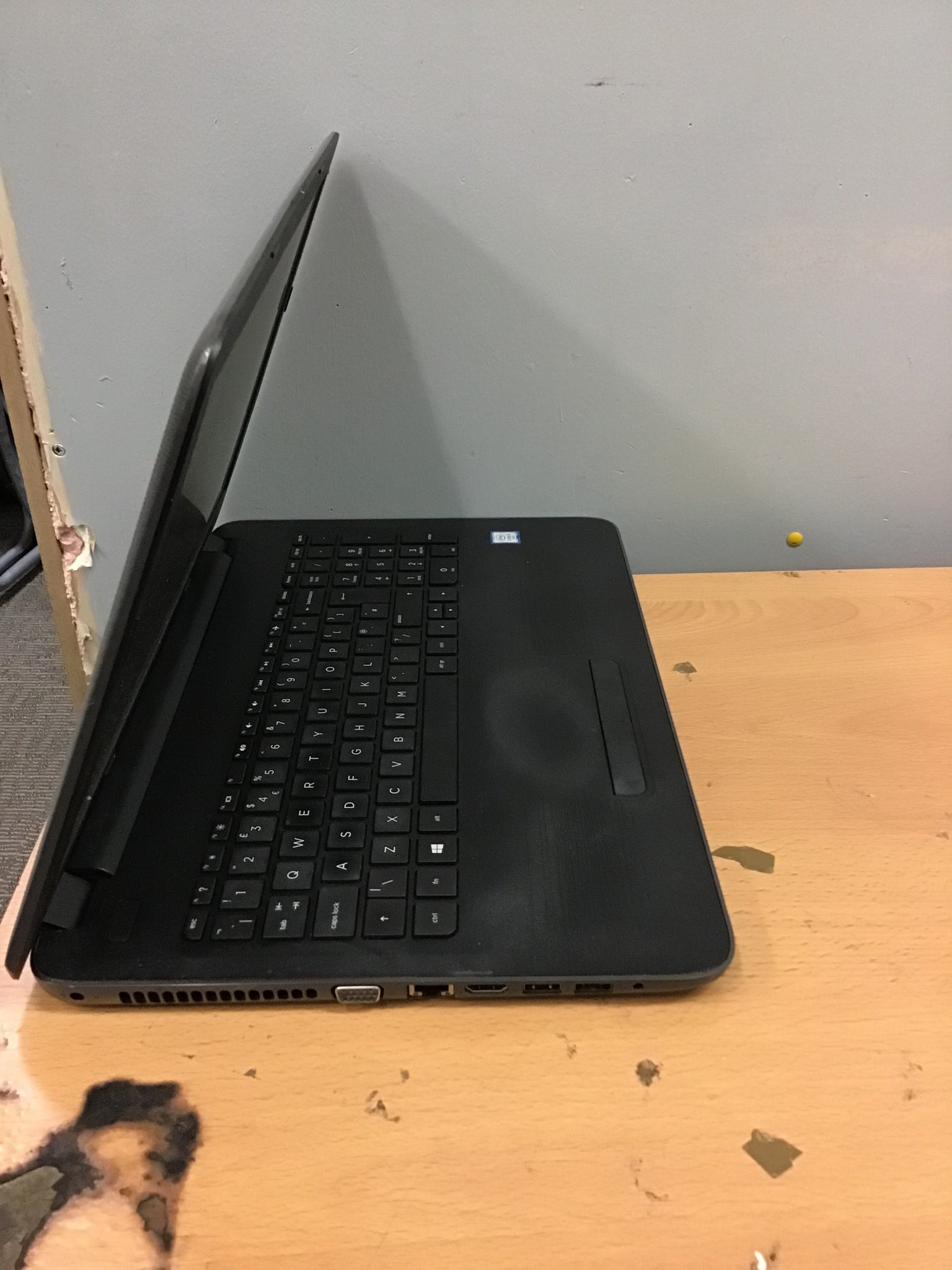 HP 15 Laptop - Core I3 8GB 512GB Win 11