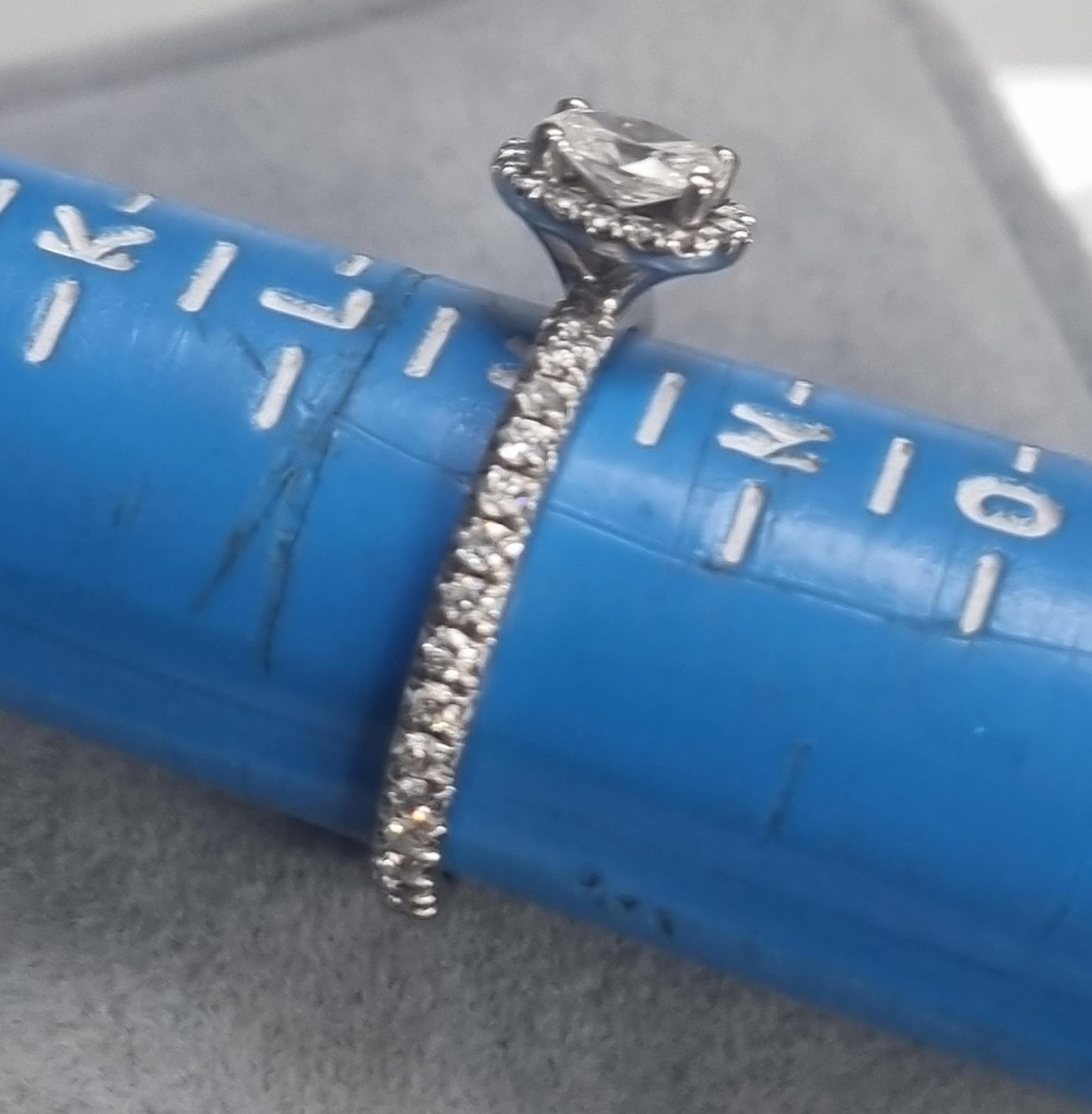 18ct White Gold 0.65ct Diamond Ring Size M