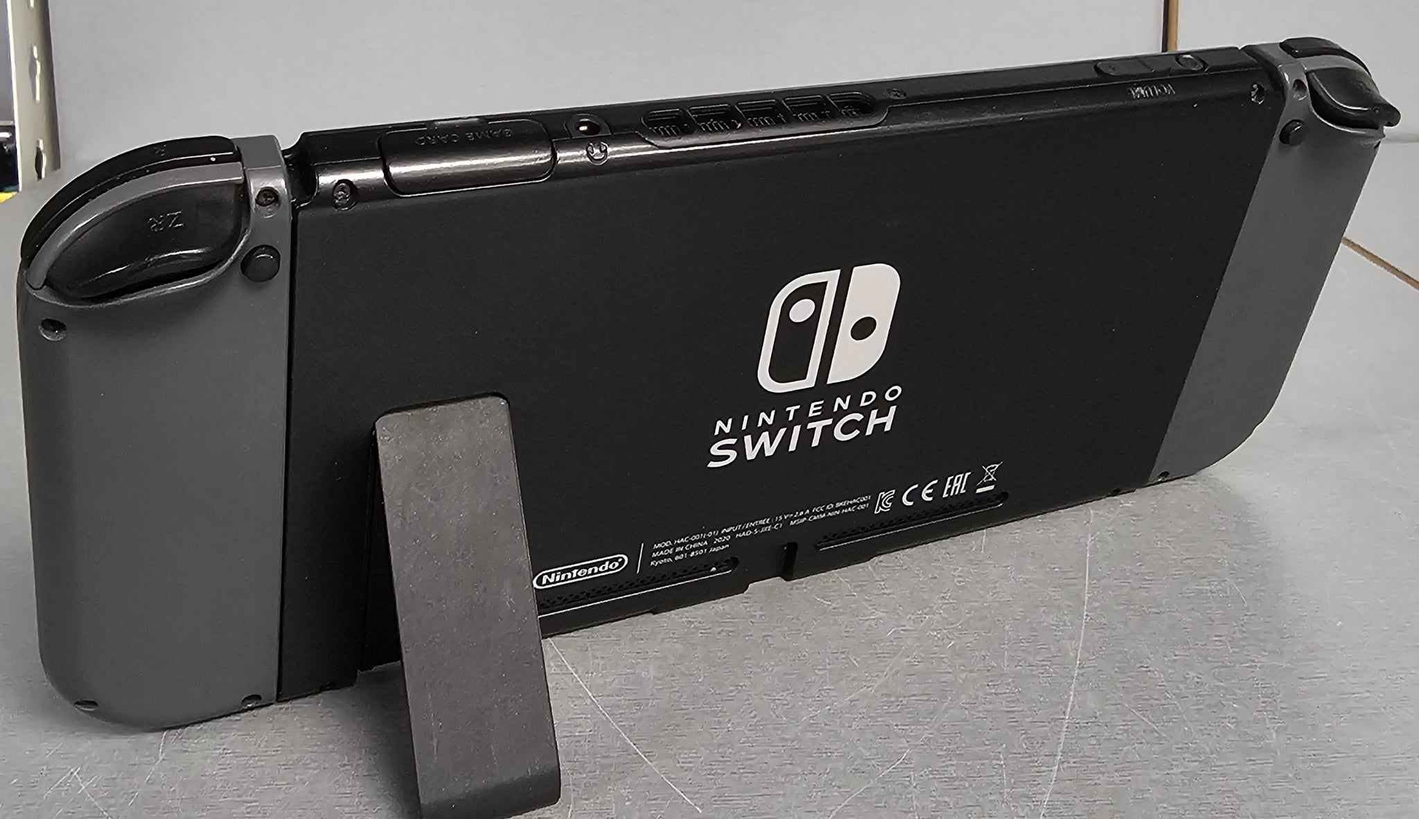 Nintendo Grey Switch Console (MOD HAC 001(-01) + Pokemon Violet
