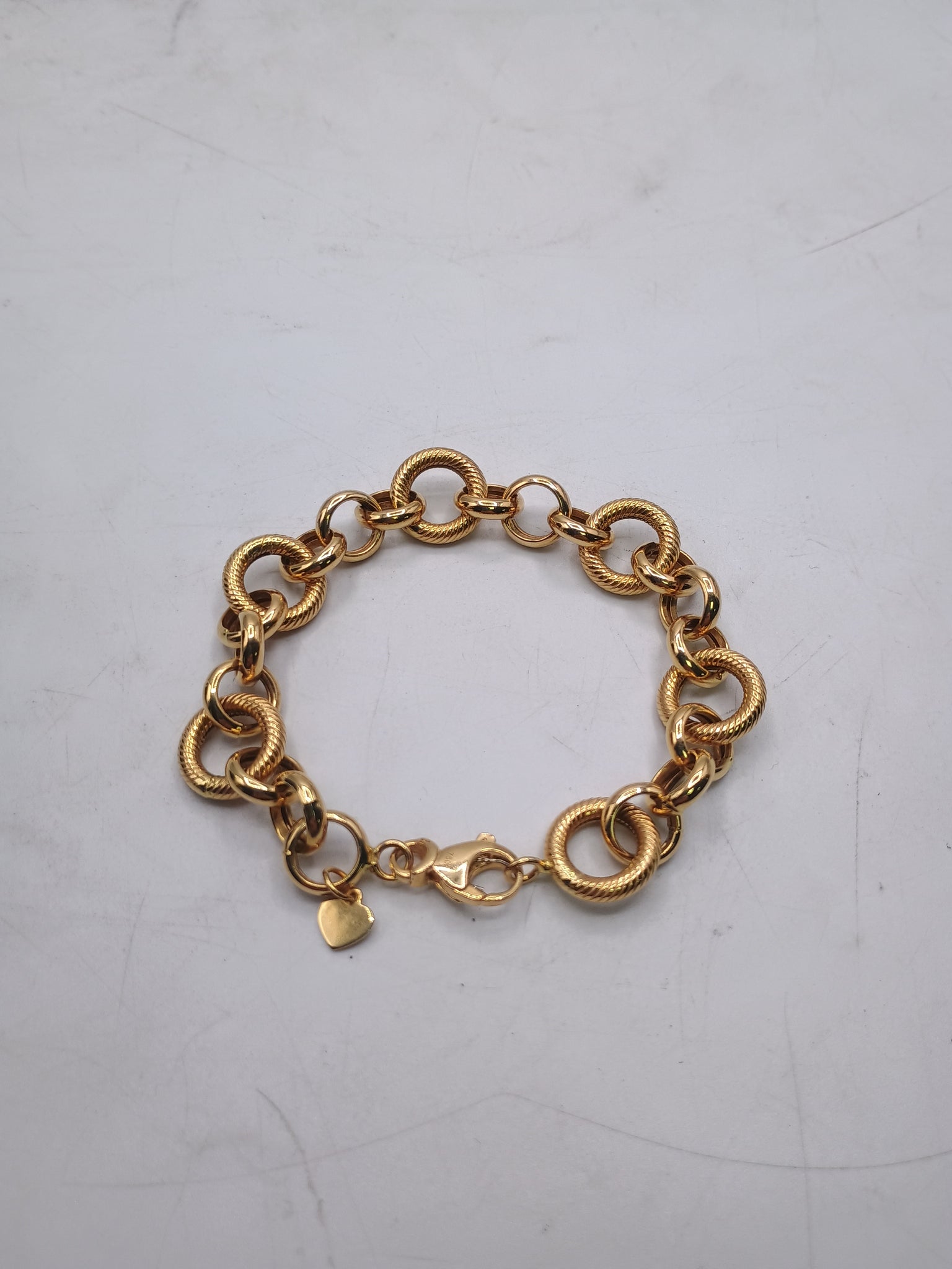 18ct gold bracelet
