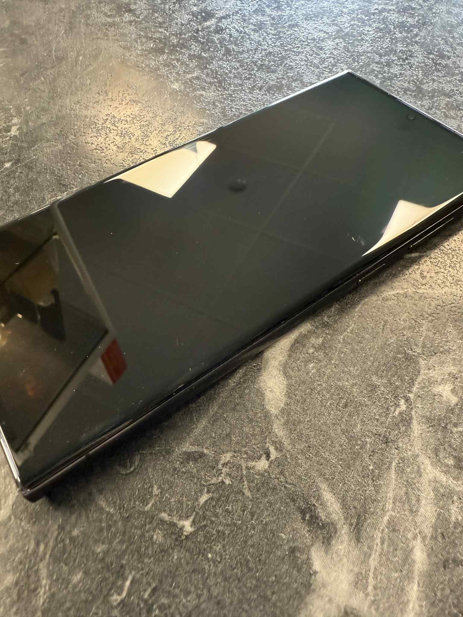 Samsung Galaxy S23 Ultra Unlocked Model SM-S918B/DS 256GB in Phantom Black
