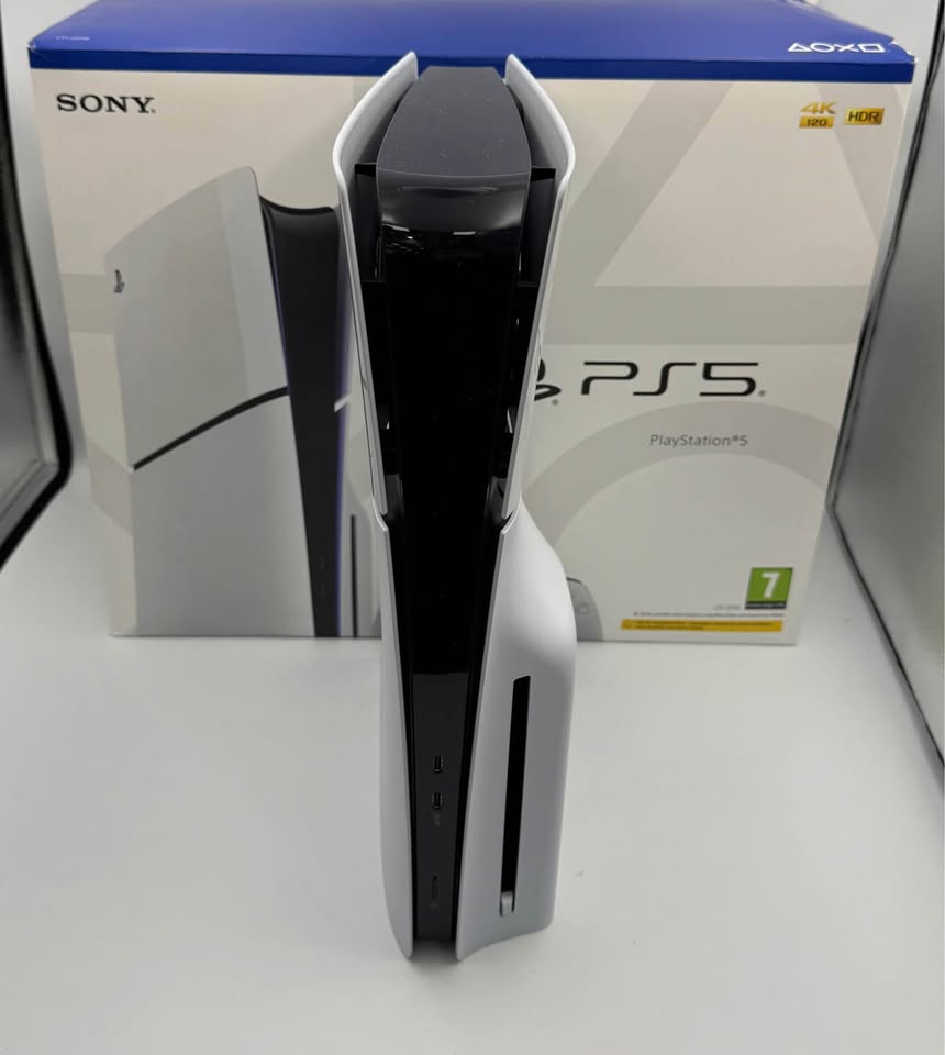 SONY PLAYSTATION 5 DISC EDITION, 1TB, WHITE, WITH WHITE CONTROLLER, BOXED