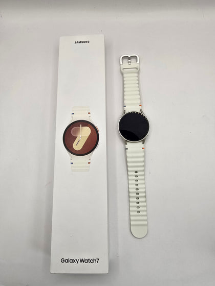 Samsung galaxy watch 7 cream boxed