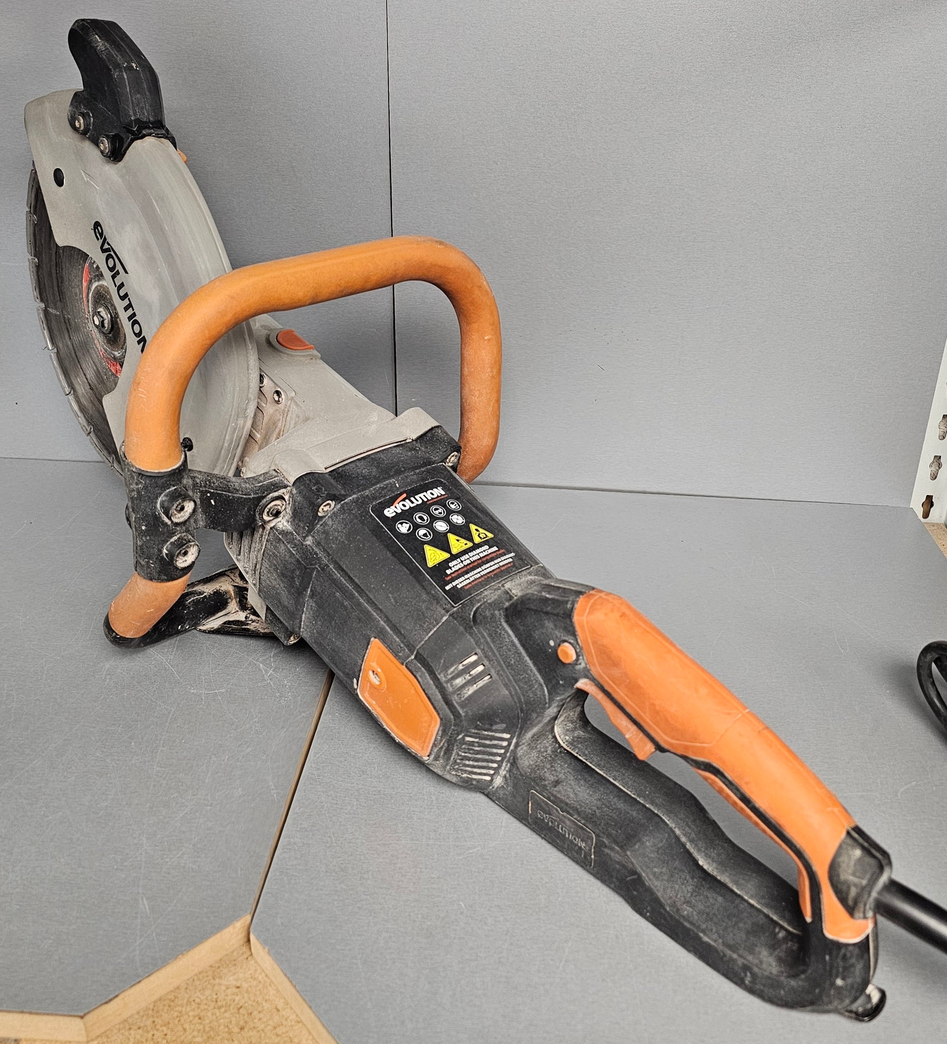 Evolution R300DCT 300mm Electric Disc Cutter 220-240V **Collection Only**