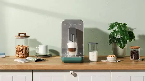 Smeg BCC13 Superautomatic Coffee Maker (WHITE)