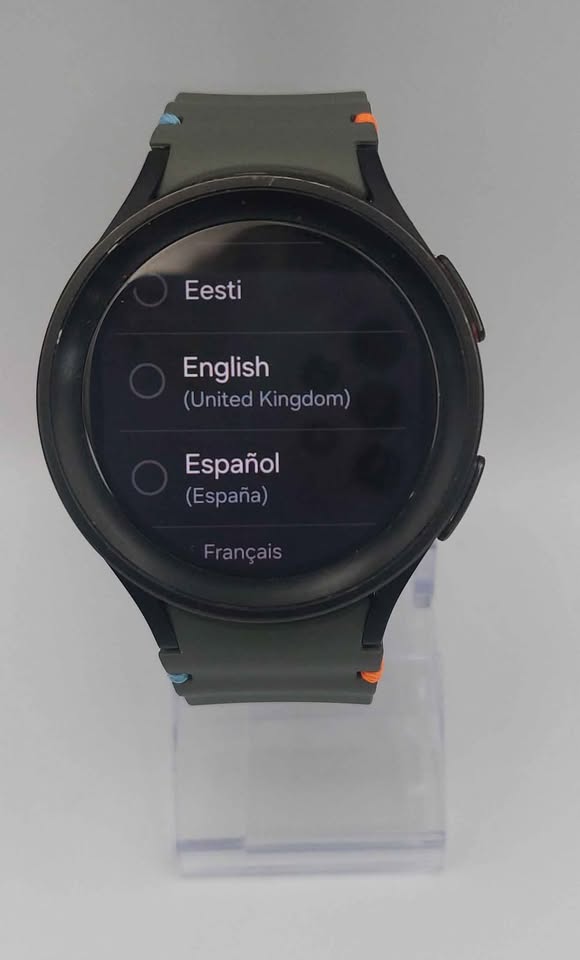 Samsung Galaxy Watch5 Pro 45mm 4G (SM-R925) Black, With Charger, Silicone & Metal Based Strap