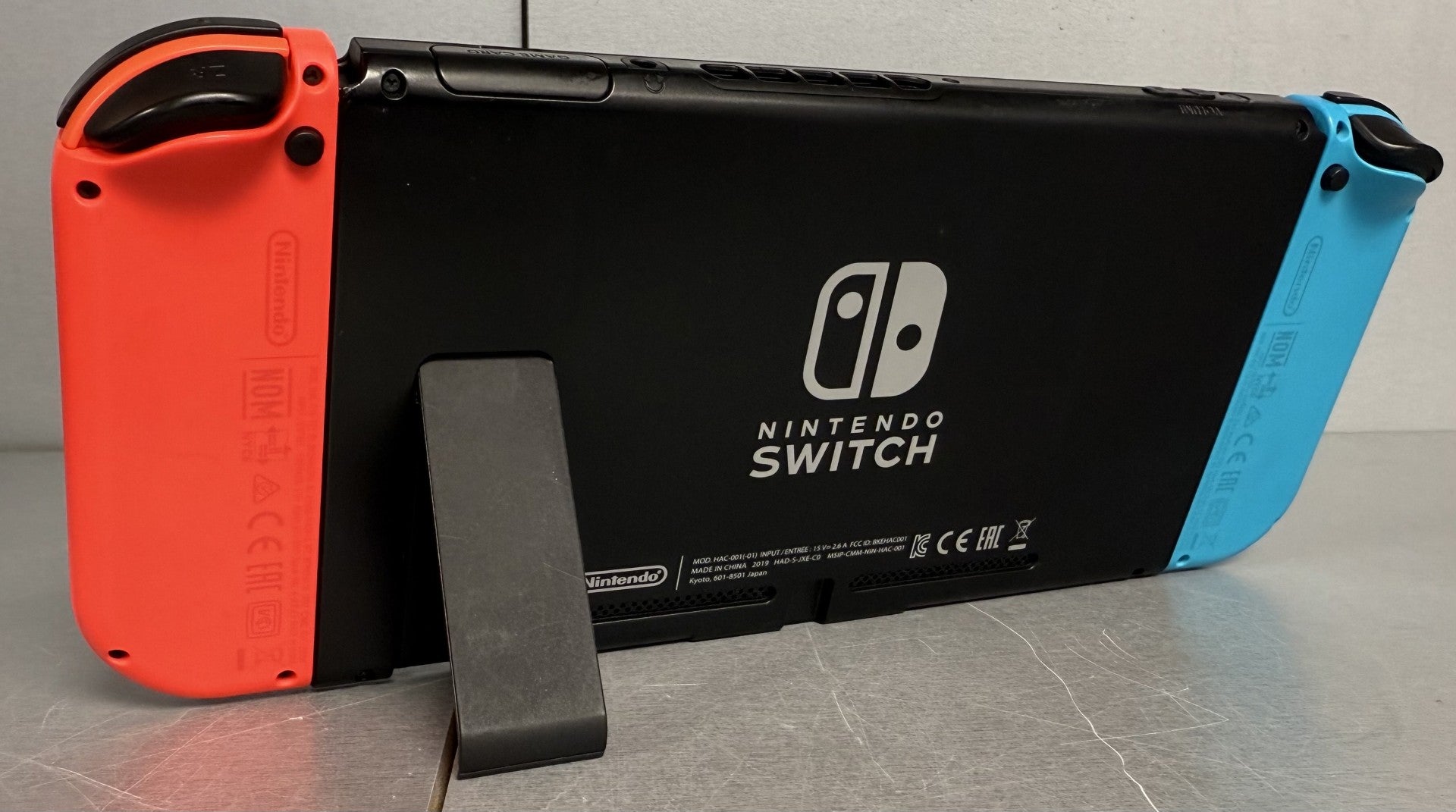 Nintendo Switch V2 Neon Red/Blue Joy-Con & Hard Case ** Unboxed **
