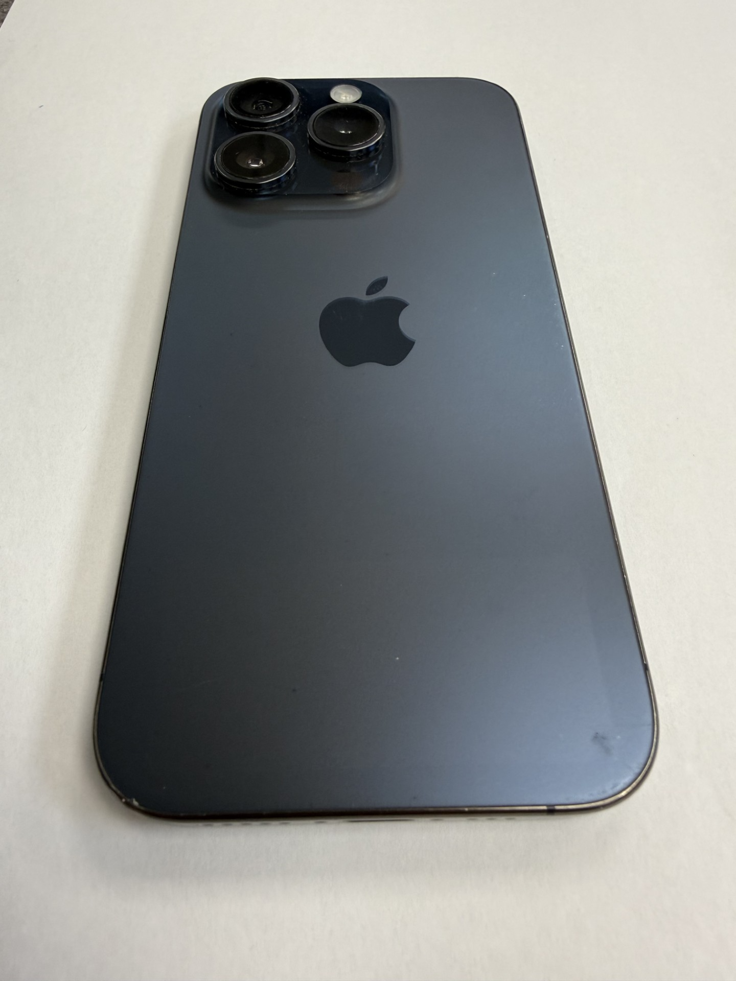 Apple iPhone 15 Pro