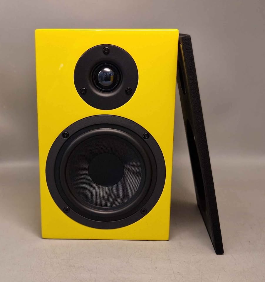 Pro-Ject Colourful Audio System, Turntable, and Speaker Box 5 (Golden Yellow)