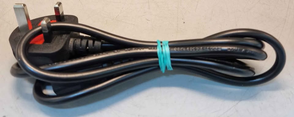 IMG (sta-300d) 300WATT DIGITAL STEREO AMP *collection only*