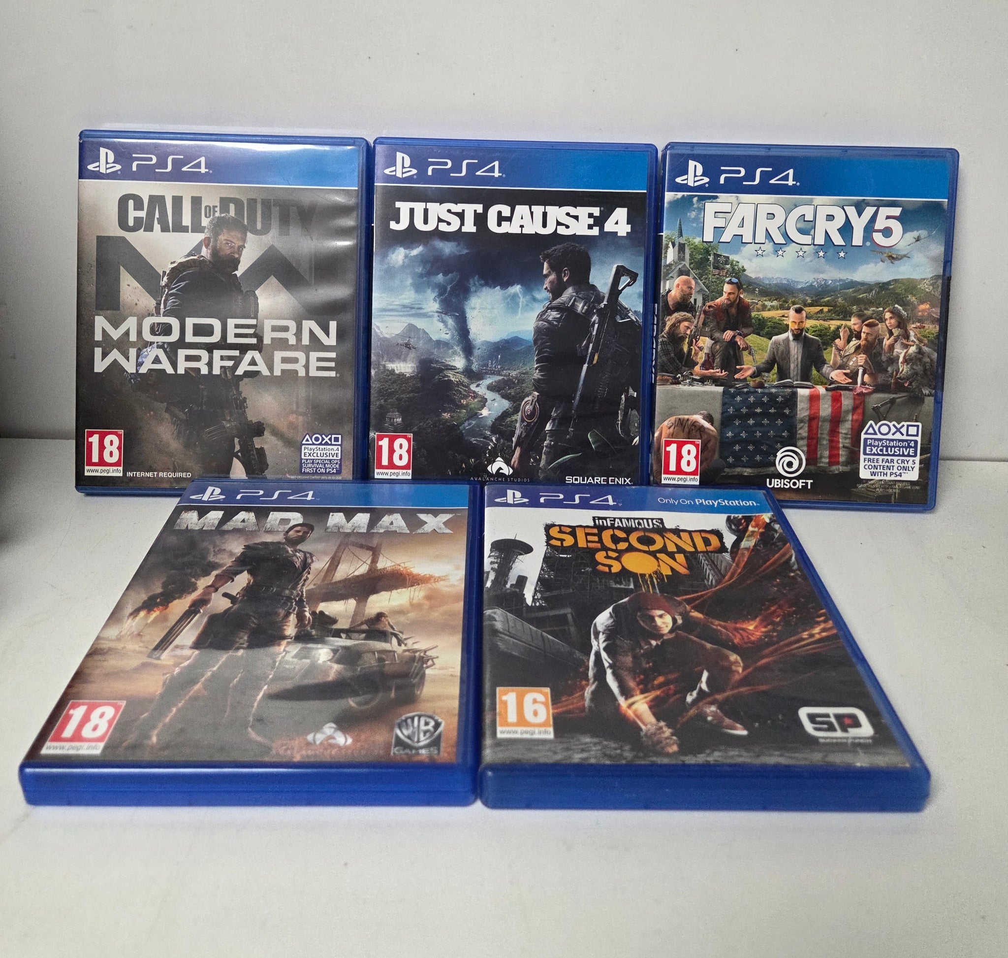 Playstation 4 Slim Console, 500GB Black with 5 Games