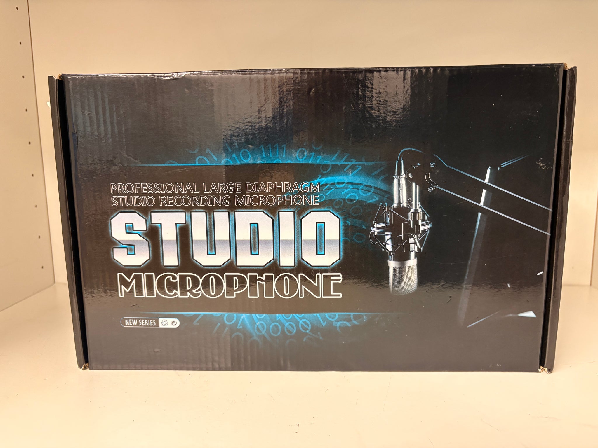 Studio Condenser Microphone - Great Yarmouth