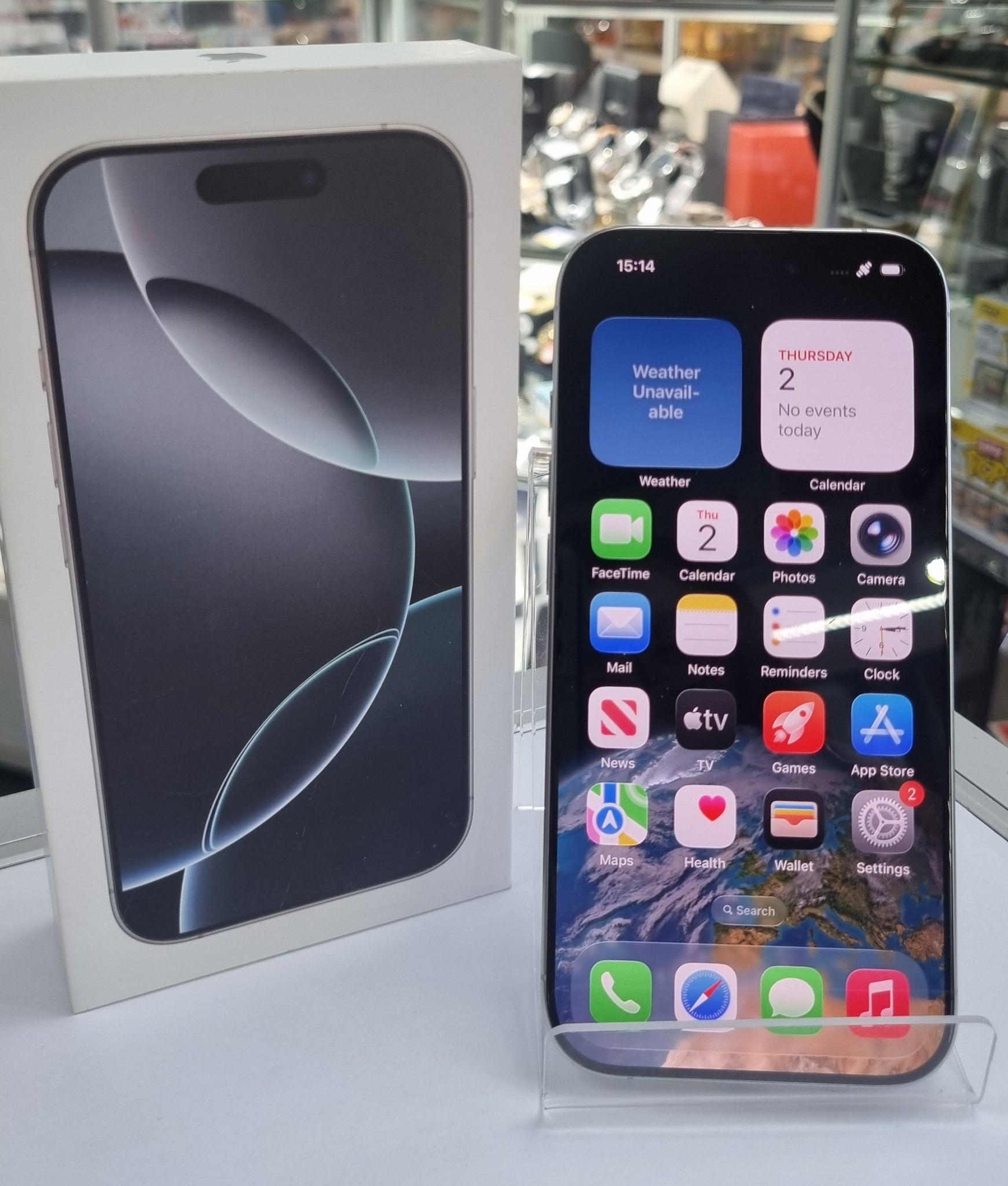 Apple iphone 16 pro White Titanium 128gb Unlocked