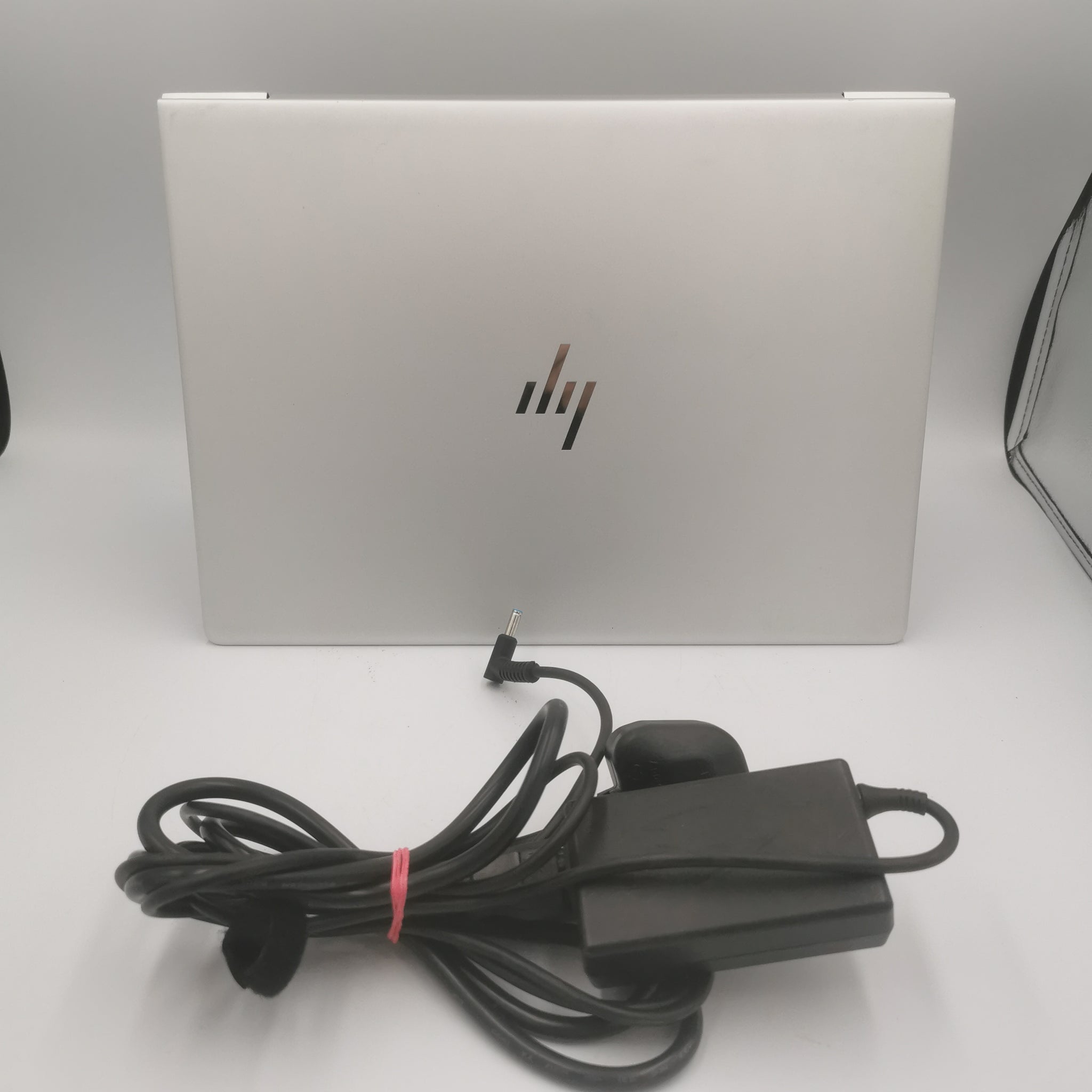 HP 735 G6, Ryzen 7 3700U, 8GB Ram, 256GB SSD, 13" Screen, Windows 10, Unboxed