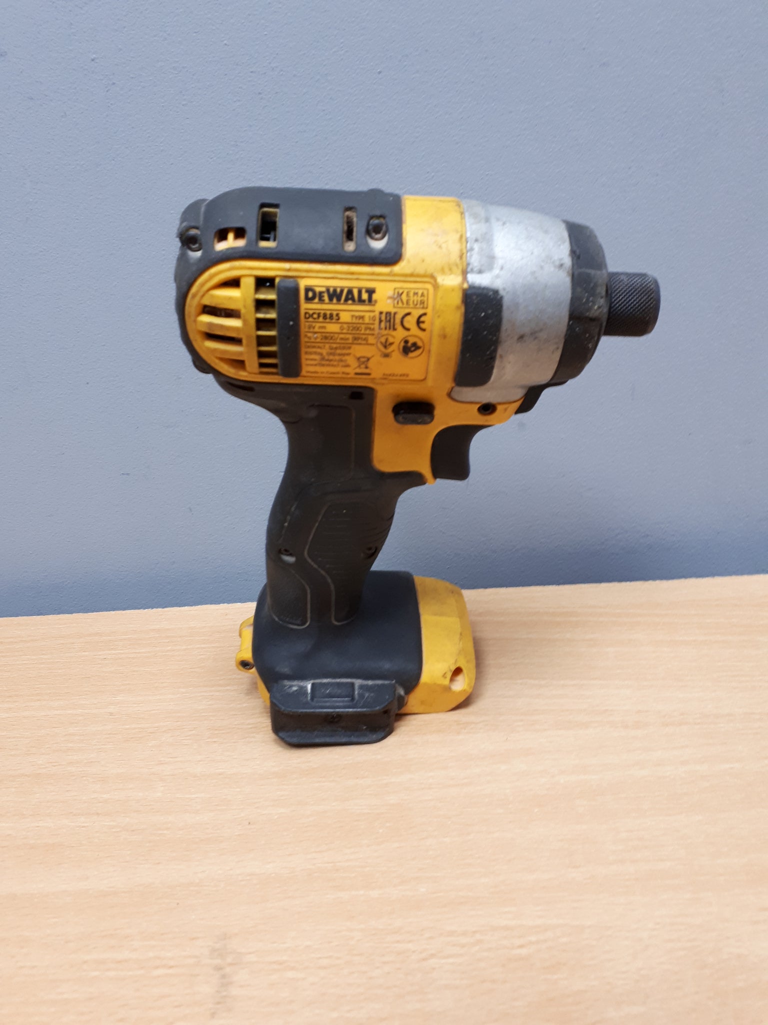 DeWalt 18V Combi Drill & Impact Driver W/Battery/Charger