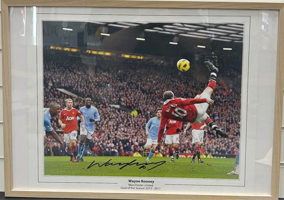 Manchester United vs Manchester City ‘Wayne Rooney’s Overhead Goal’ Memorabilia Signed *COLLECTION ONLY*