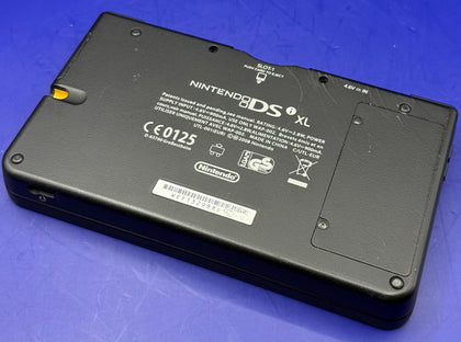 Nintendo DSI XL Yellow - Chesterfield