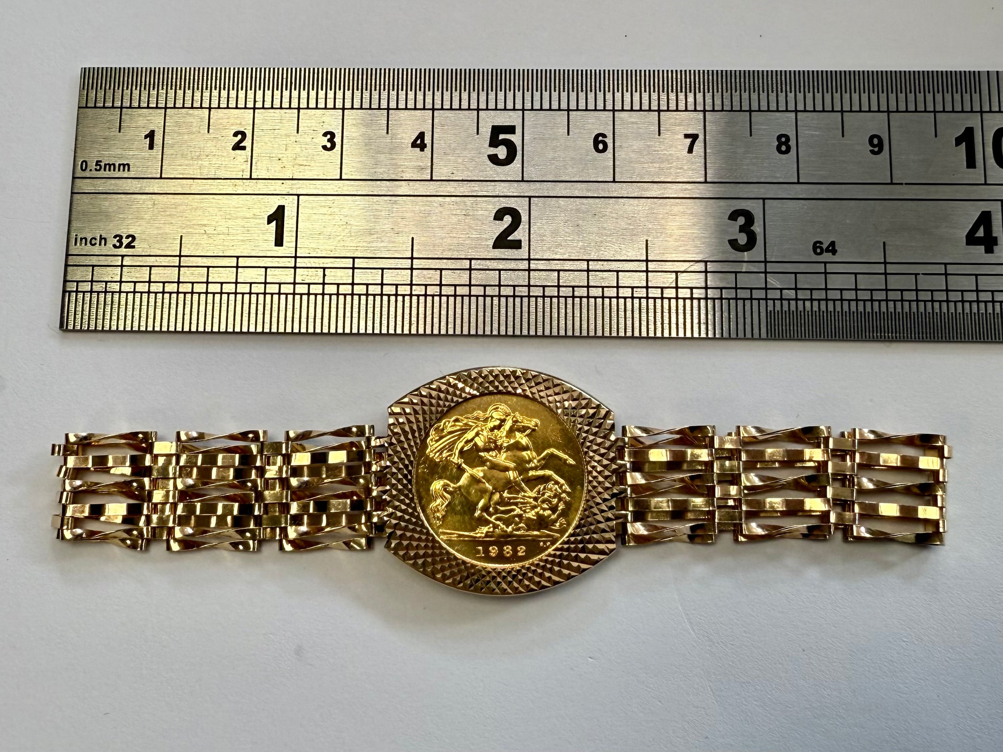 1982 Half Sovereign Woven Link Bracelet
