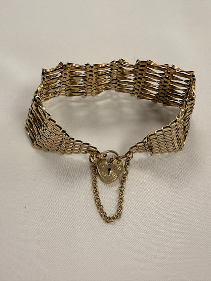 9ct heart gate bracelet