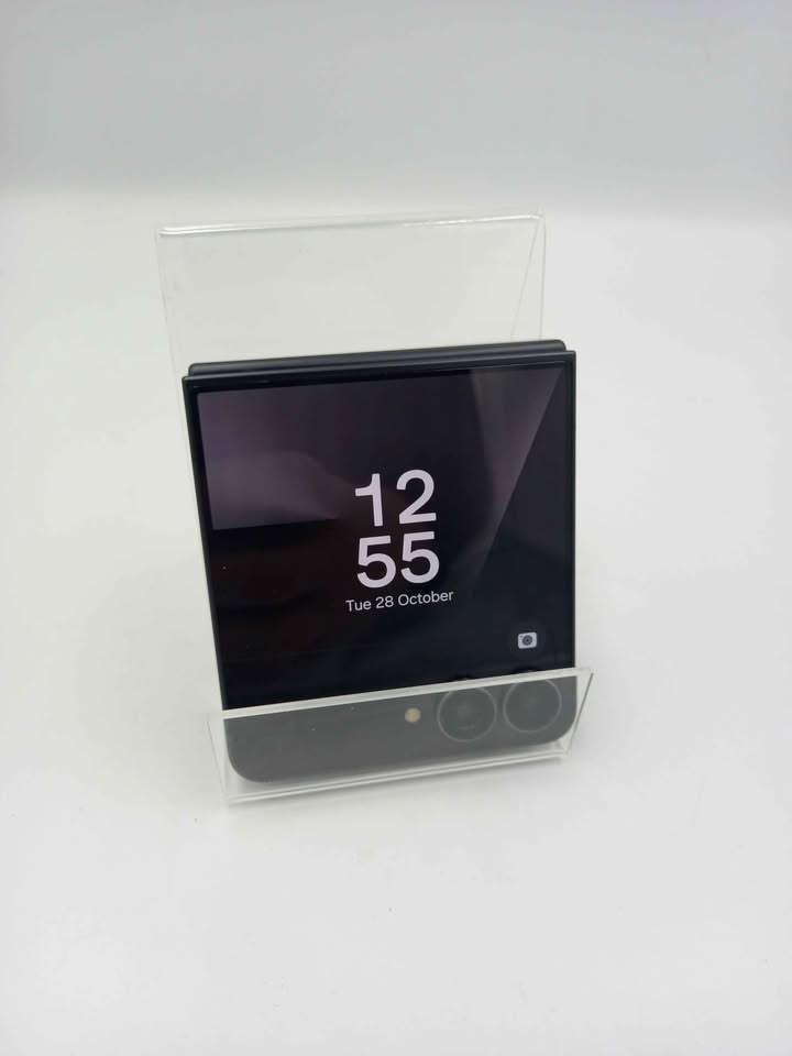 Samsung Galaxy Z Flip7 (SM-F766B) 256GB Jetblack, Unlocked B