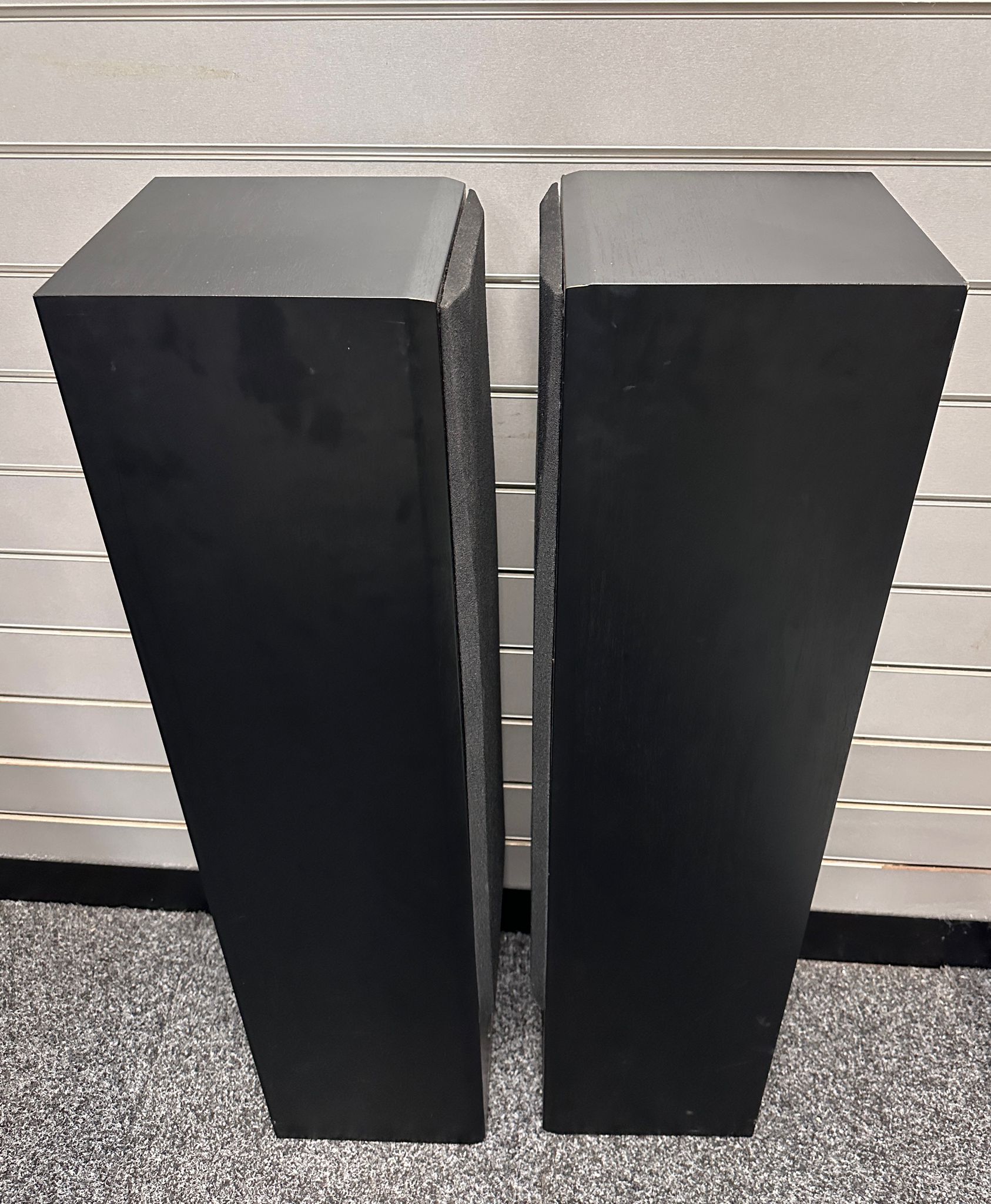 Yamaha NS-F51 Pair Floor Standing Speakers