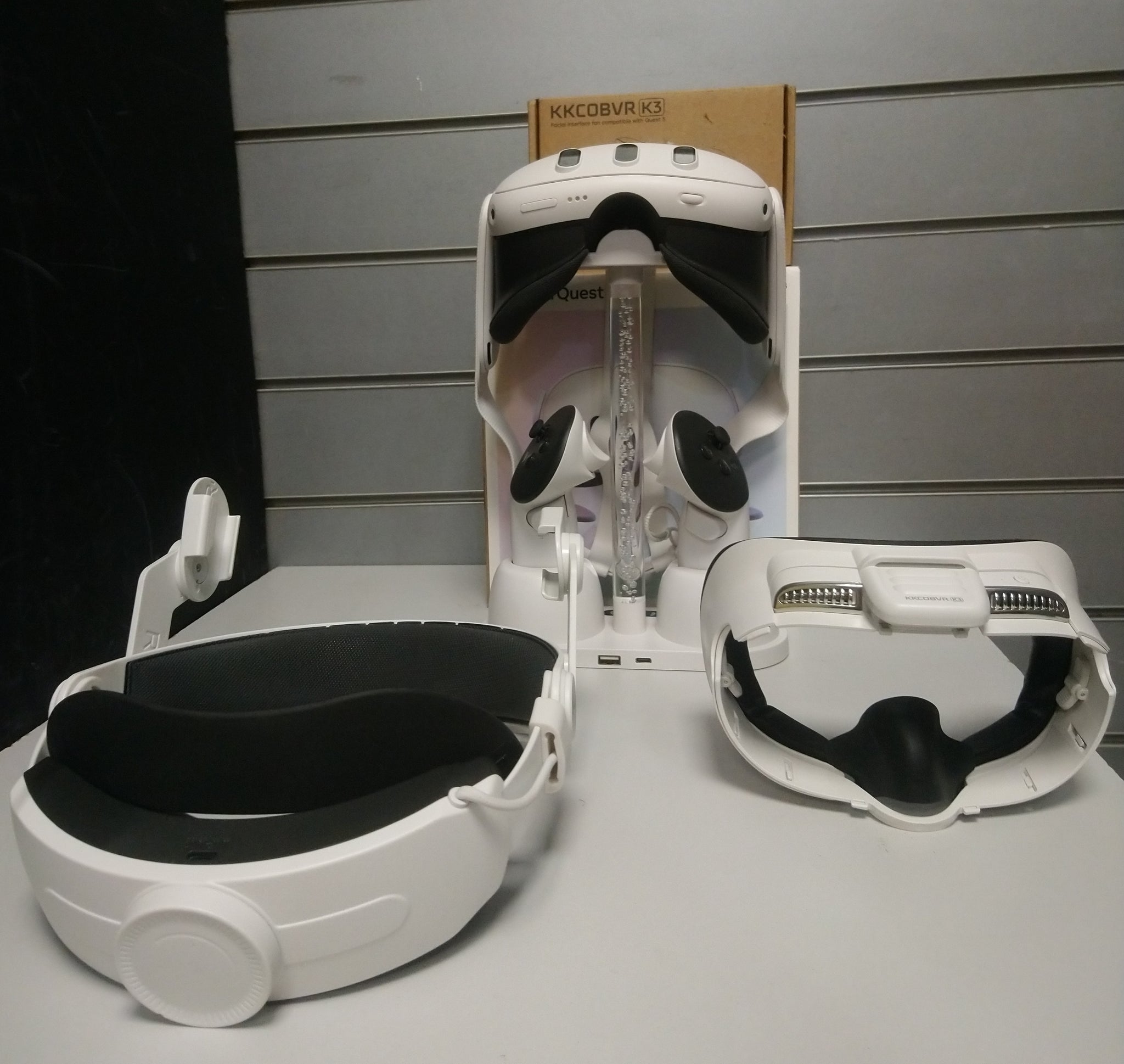 Meta Quest 3 512GB | Highest Storage Mixed Reality Headset with Controllers and Power Adapter | Powerful Performance & High-Resolution Passthrough