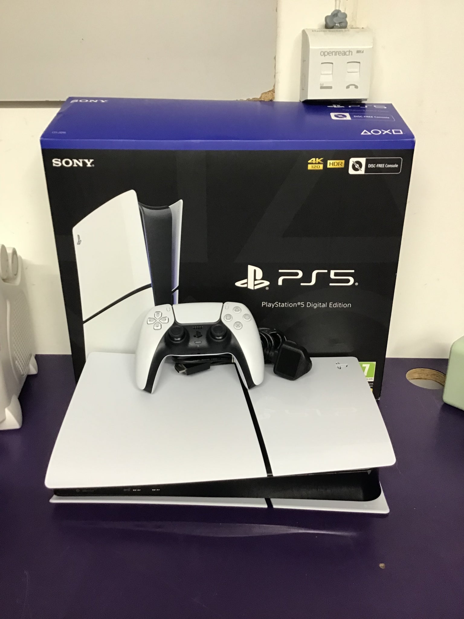 PlayStation 5 Digital Edition, Boxed.