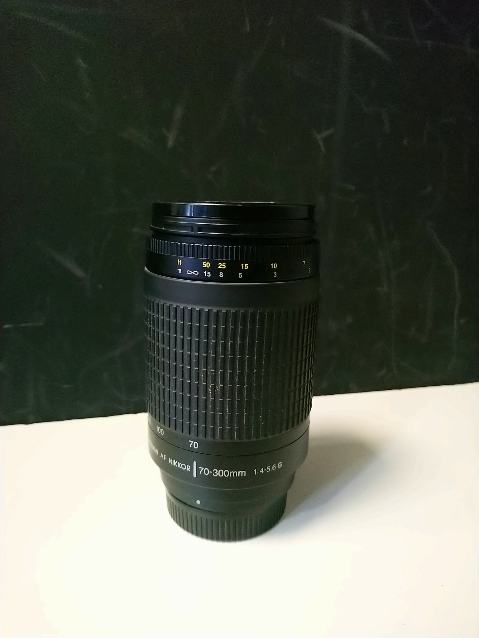 Nikon AF Nikkor 70-300mm f/4-5.6D Lens