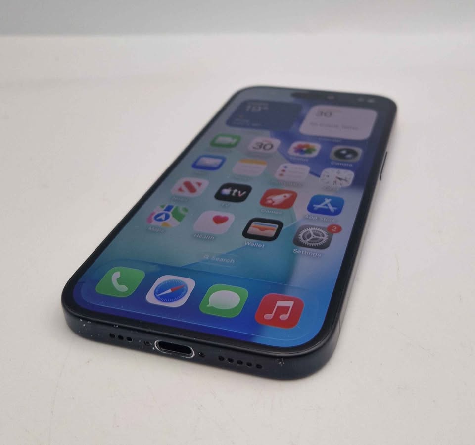 Apple iPhone 15 - 128GB - Black - Unlocked *Unboxed* | Cash Generator