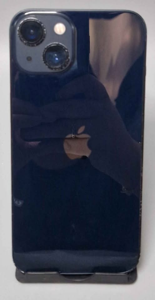 Apple iPhone 13 128GB Midnight, Unlocked 86% Battery Health