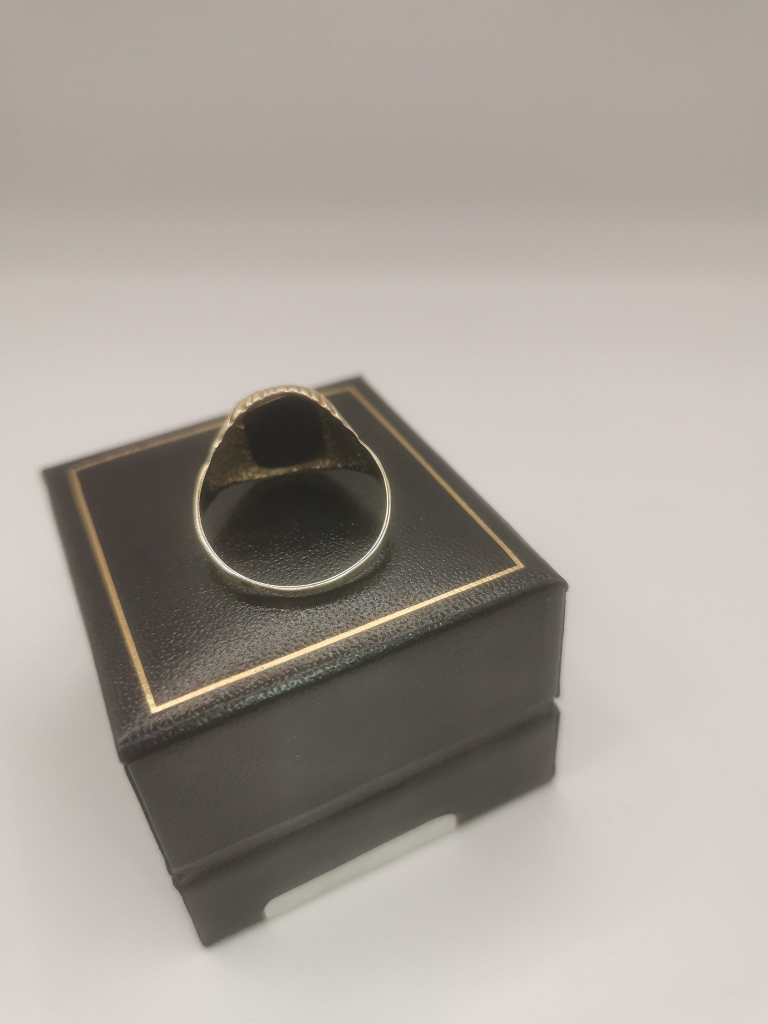 3.25G 9CT Gold Ring(375) Hallmarked and Tested Size V