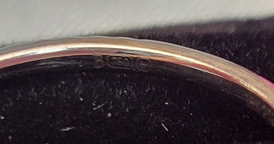 18CT - White Gold Ring With Diamonds (DIA HALLMARKED 0.10CT + 0.15CT) 1.92g - Size Q