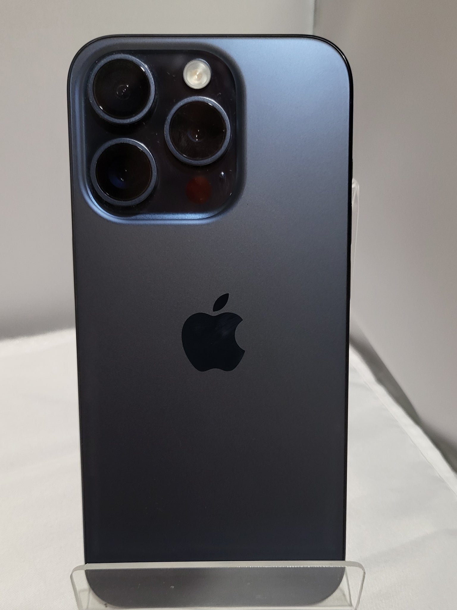 Apple iPhone 15 Pro - 128 GB - Blue Titanium