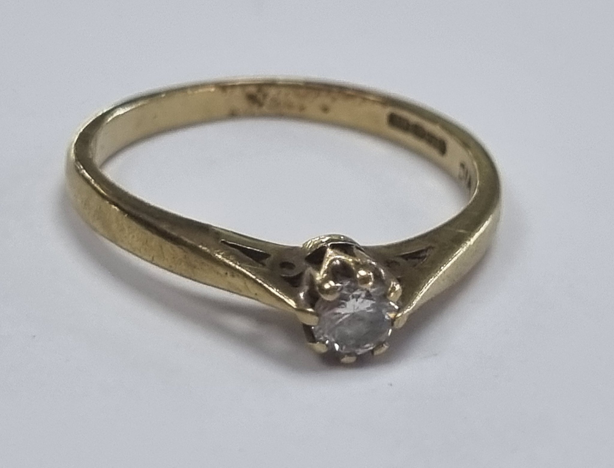 9ct Gold Diamond Ring Size "K1/2"