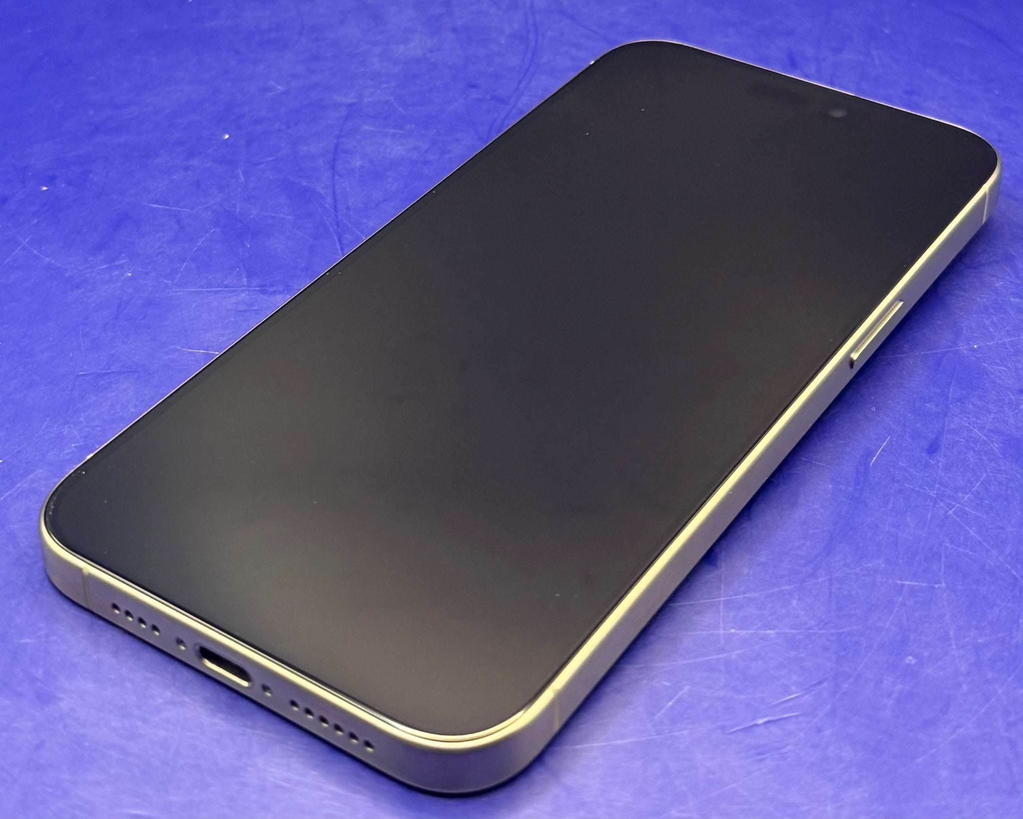 Apple iPhone 15 Pro Max 256GB Natural Titanium Unlocked - Chesterfield