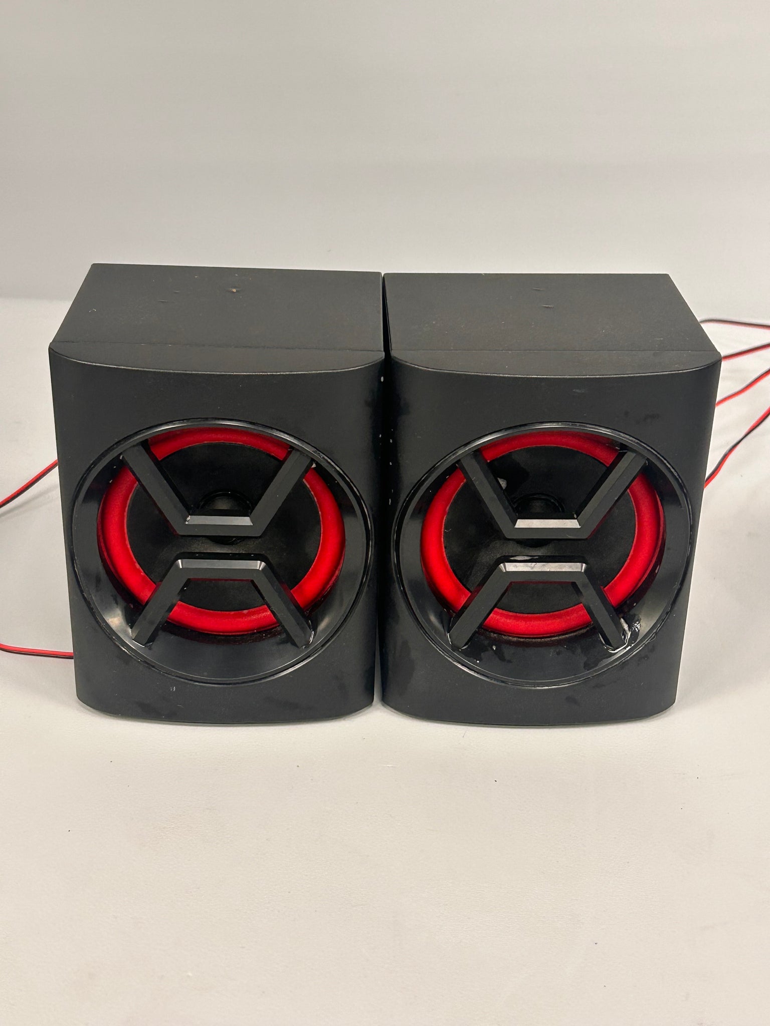 LG Lk72 40W Bluetooth Music System