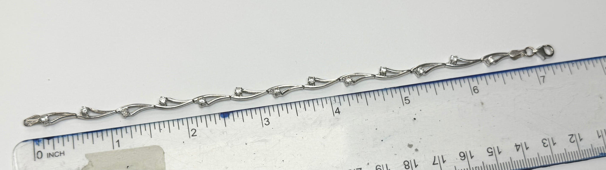 9ct White Gold Bracelet with stones 7.5"