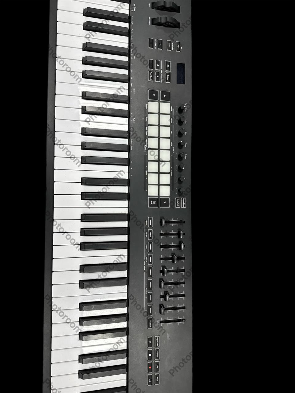 Novation Launchkey Keyboard  ** Collection Only - Wythenshawe **