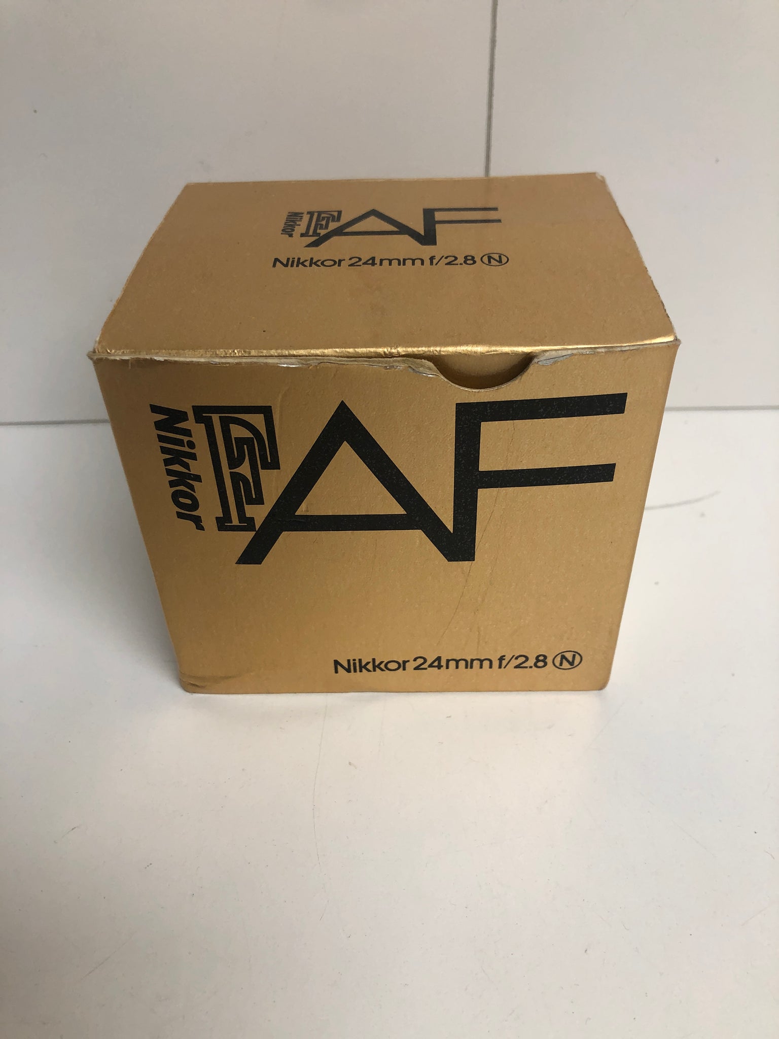 Nikon AF Nikkor 24mm f/2.8D Lens