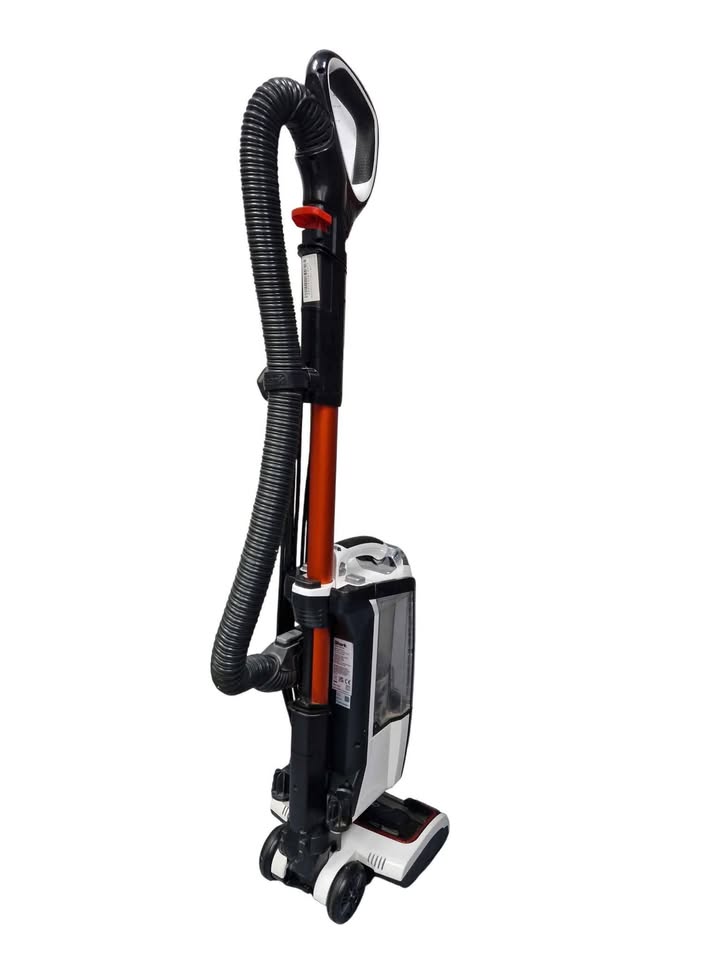 Shark NZ801UKT 31 Duo Clean Vacuum Cleaner Anti Hair Wrap Power Lift-Away Corded  ***COLLECTION ONLY***
