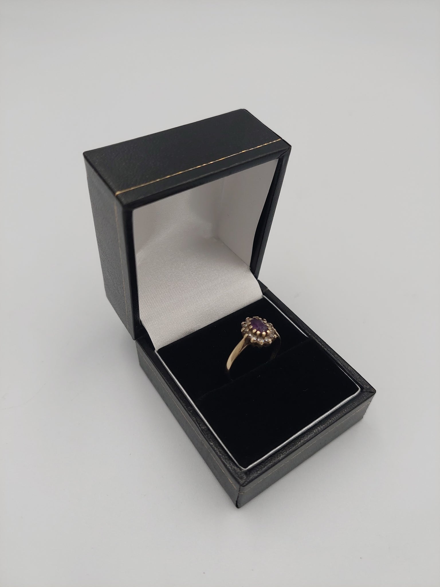 9K Gold Ring with Purple Centre Stone and CZ Stones, 1.4Grams, Size: L