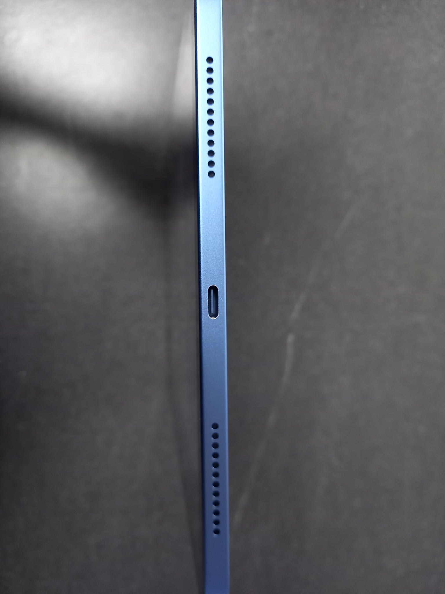 Apple iPad 2022 (10th Generation) Wi-Fi 64GB- Blue