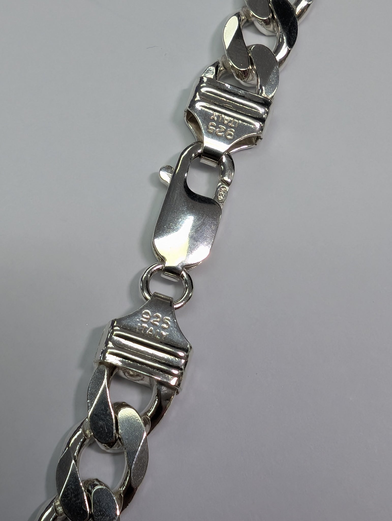 Silver patterned heavy  curb chain