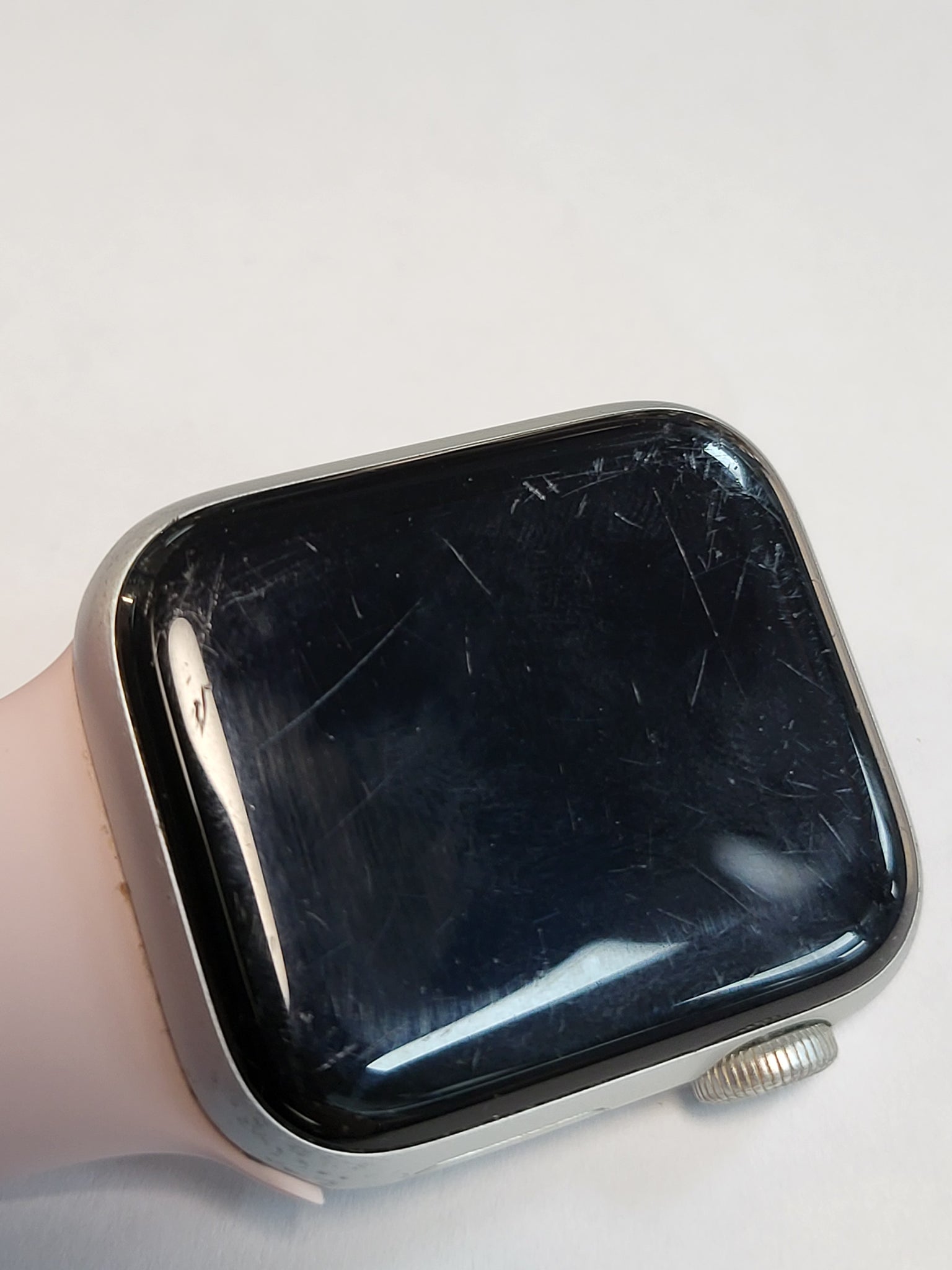 Apple Watch SE 2nd Gen (GPS) , Starlight Aluminium, 40mm with Pink Band